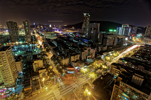 曹德旺：AI只是工具 不是发展方向