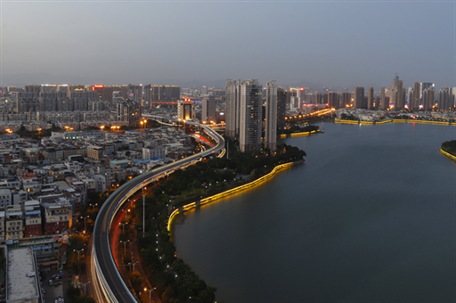 贸易战缓和预期推动全球股市大涨，多维度深度剖析背后的动因